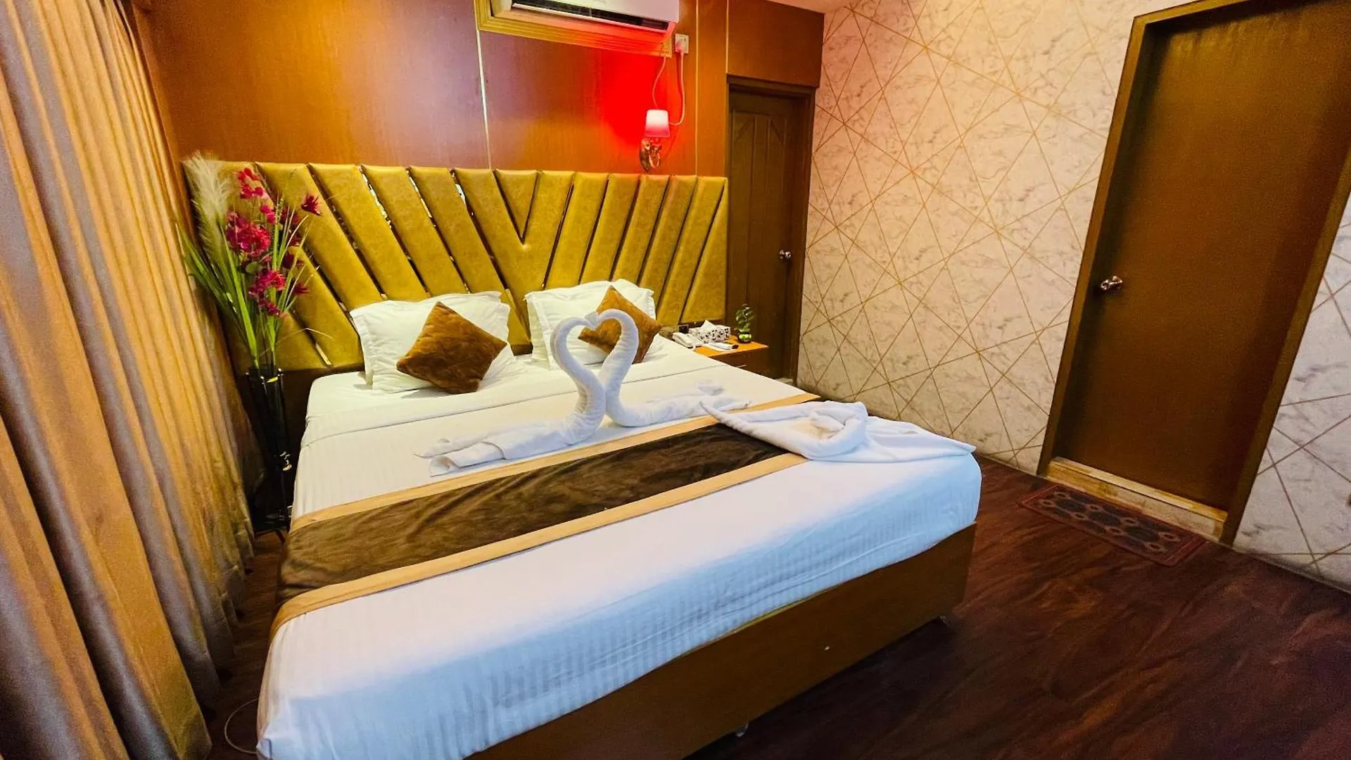 Hotel Rosewood Uttara داكا